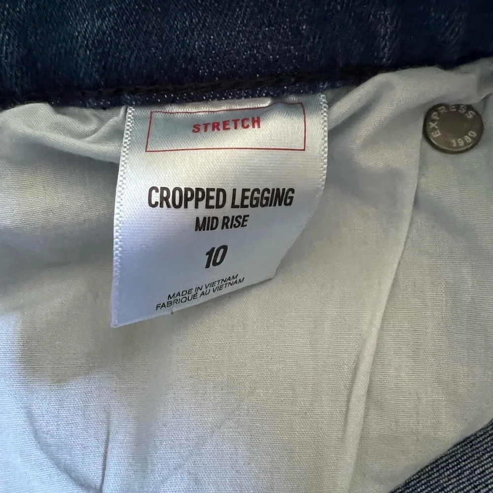 Express Jeans - Picture 3 of 4